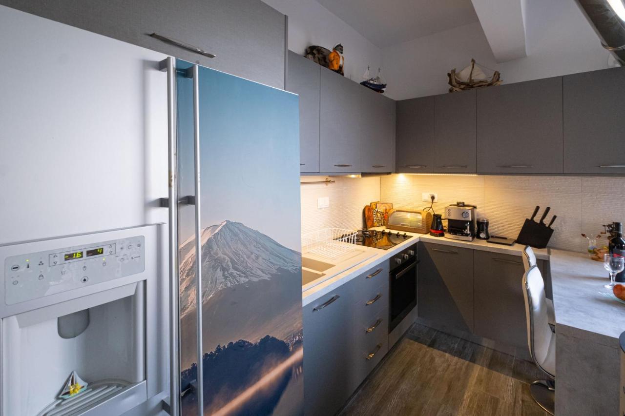 Seaside Flat With Hydromassage Daire Mochlos Dış mekan fotoğraf