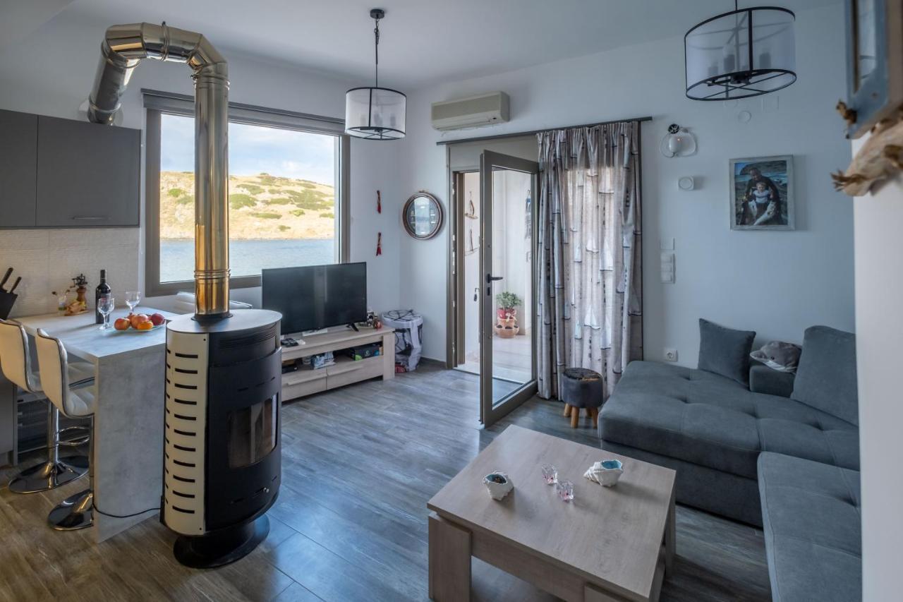 Seaside Flat With Hydromassage Daire Mochlos Dış mekan fotoğraf