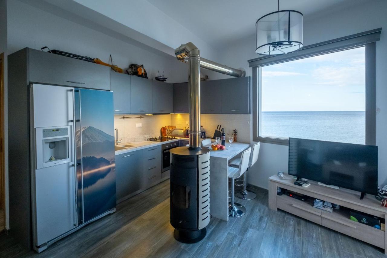 Seaside Flat With Hydromassage Daire Mochlos Dış mekan fotoğraf